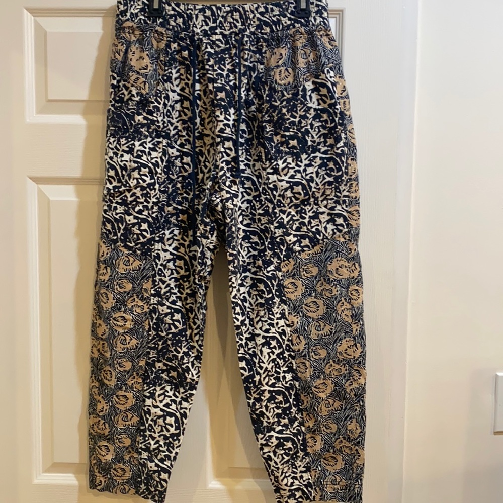 Free People Navy and Tan Printed Jogger Pants